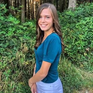 Meet your Posher, Hannah